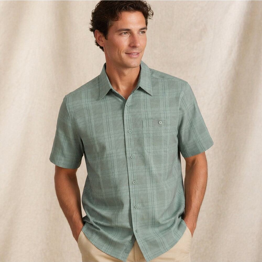 NWT Green Plaid Microfiber Button Up Shirt Mens Small 34/36